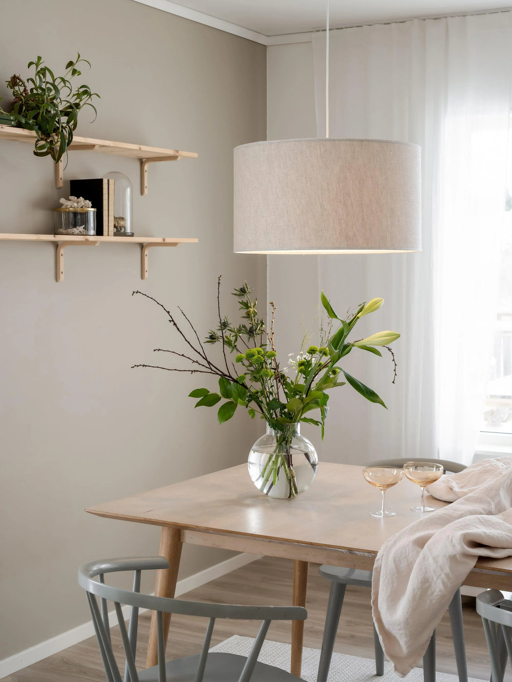 Sara Lampskärm - Lin Natur/vit 55cm - PR Home - Ljusvaruhuset