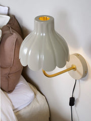 Wells vägglampa - Beige/guld 21cm - PR Home - Ljusvaruhuset