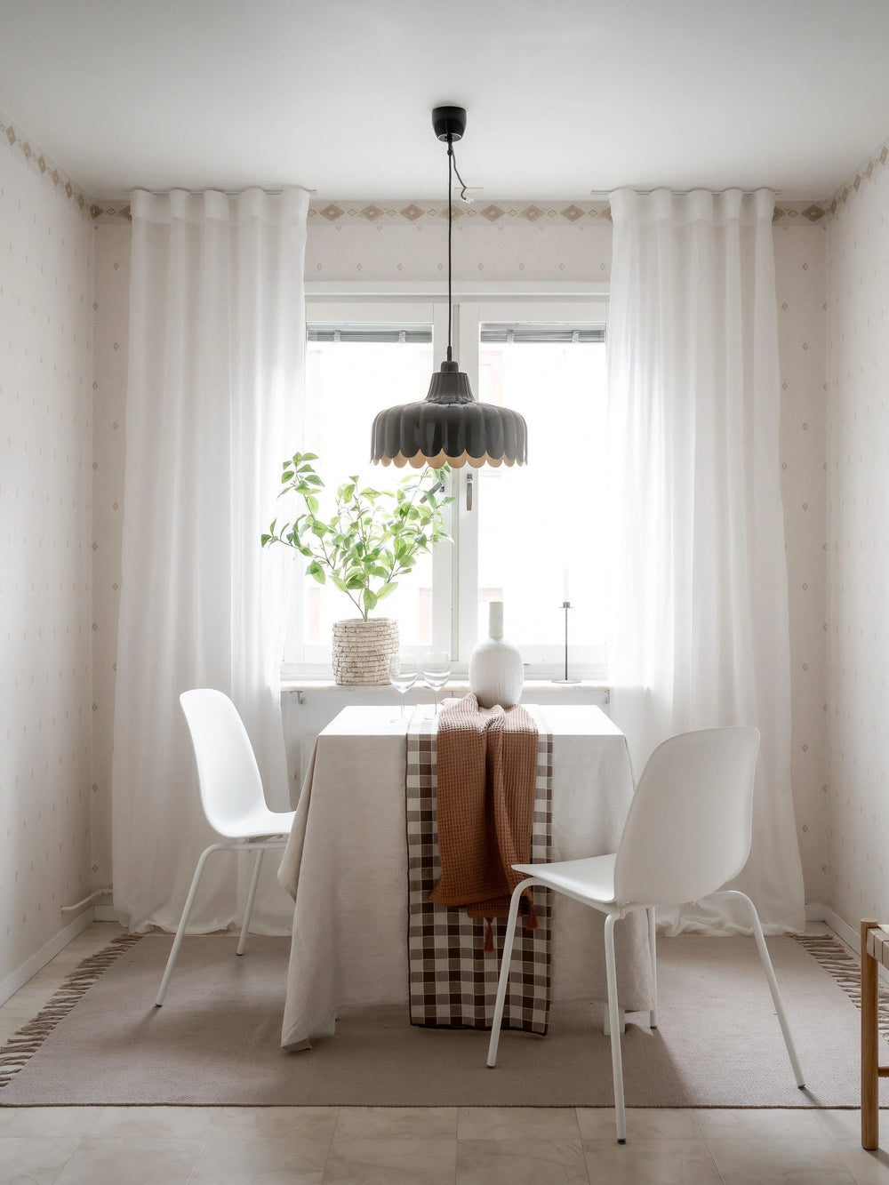 Wells taklampa - Svart/guld 43cm - PR Home - Ljusvaruhuset