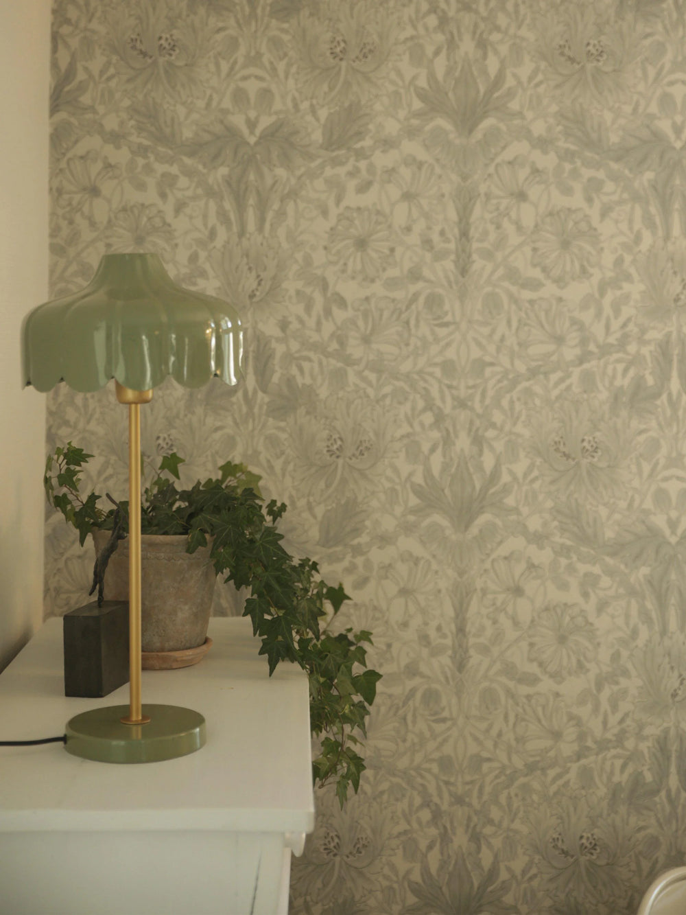 Wells bordslampa - Mossa/guld 50cm - PR Home - Ljusvaruhuset