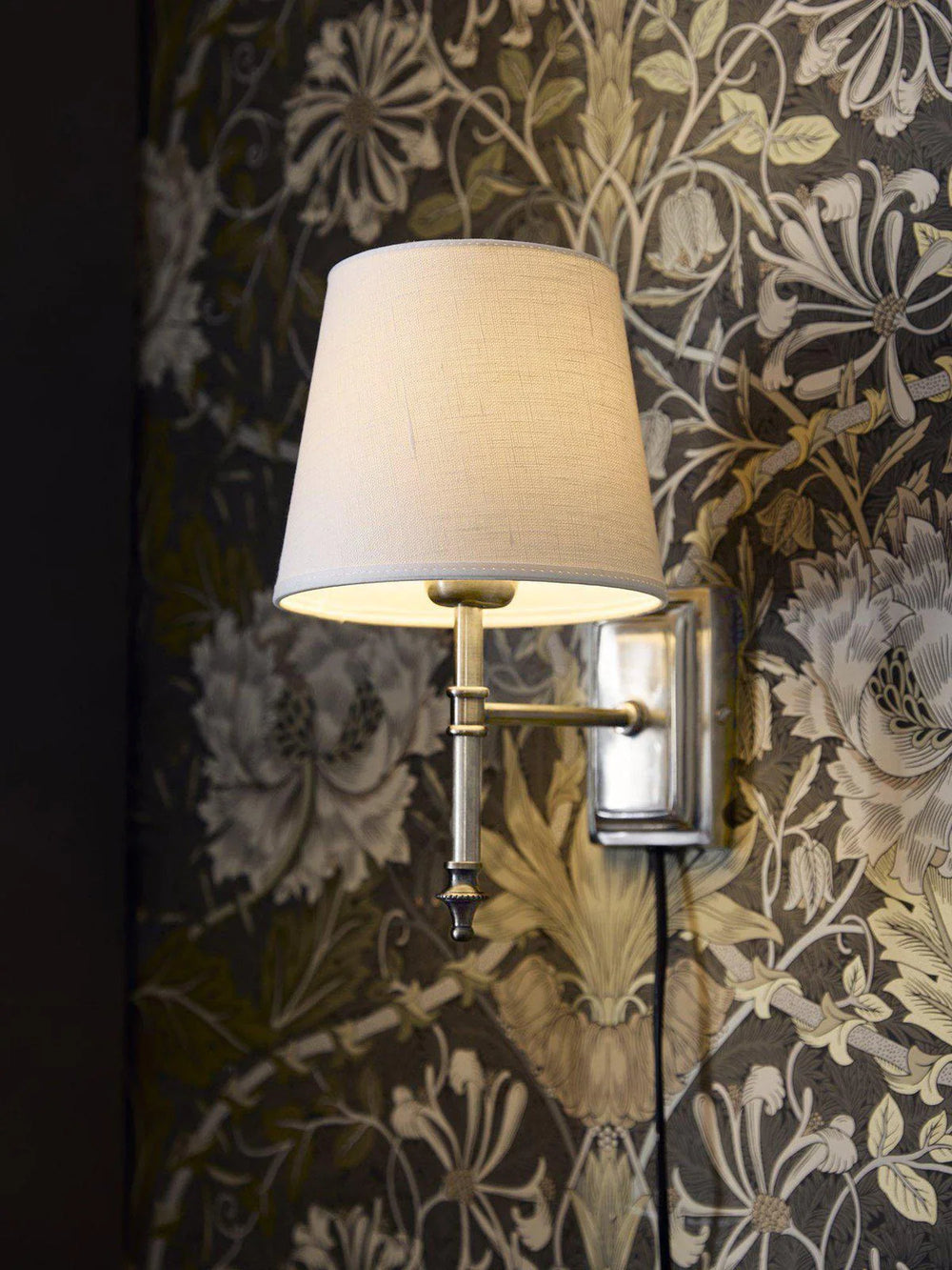 Classic Vägglampa - Med lampskärm 27cm - PR Home - Ljusvaruhuset