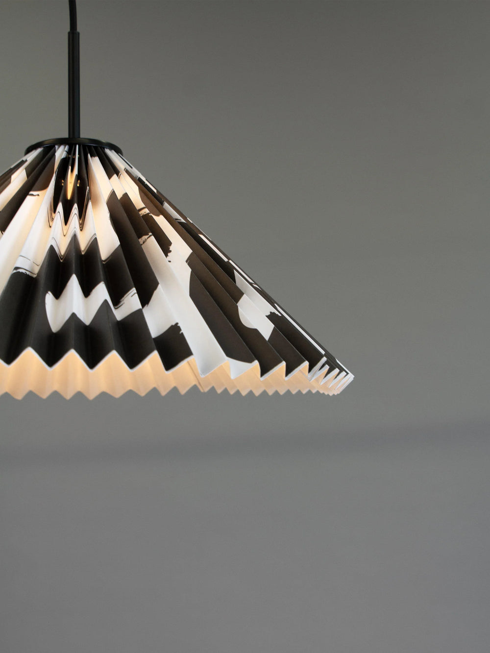 Polly Taklampa - Svart/vit 45cm - PR Home - Ljusvaruhuset