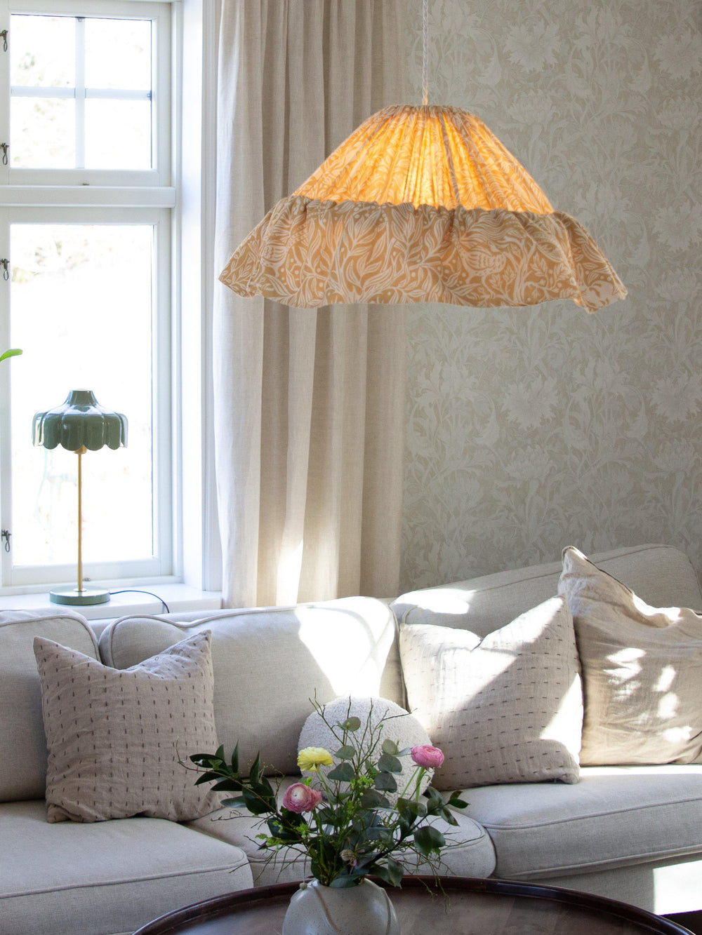 Stina Taklampa - Eldertree Gul 40cm - Borås tapeter - Ljusvaruhuset