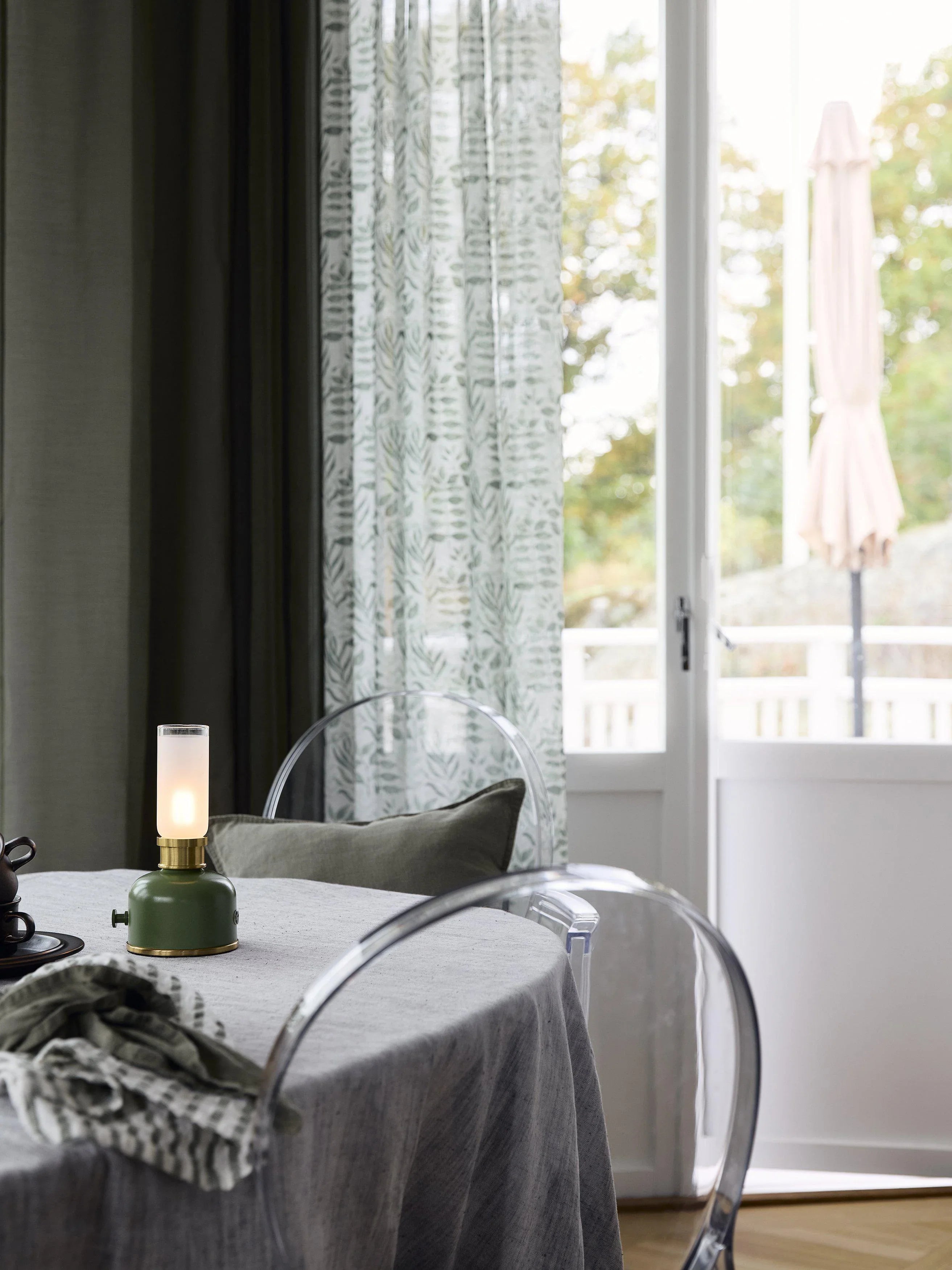 Frida bordslampa - Grön 11x22cm - PR Home - Ljusvaruhuset