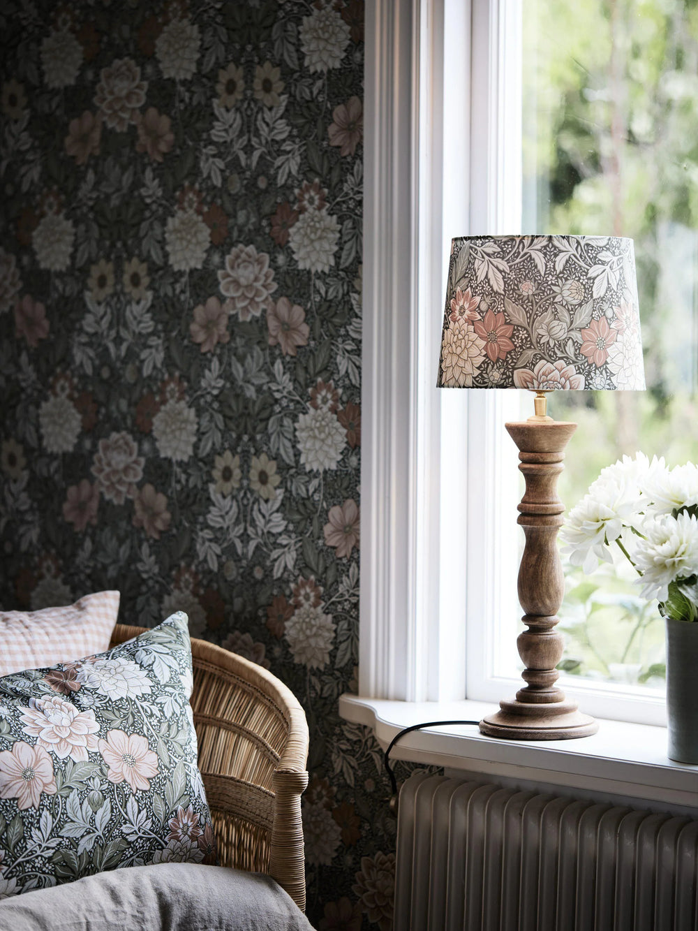 Lodge bordslampa - Dahlia Grön - Borås tapeter - Ljusvaruhuset