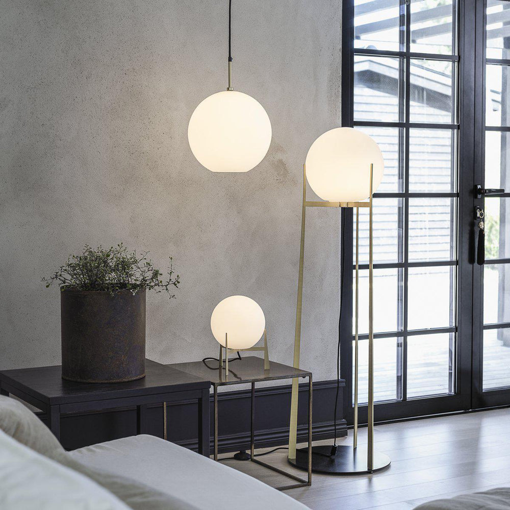 Milla Bordslampa - Guld/Opal 28cm - PR Home - Ljusvaruhuset