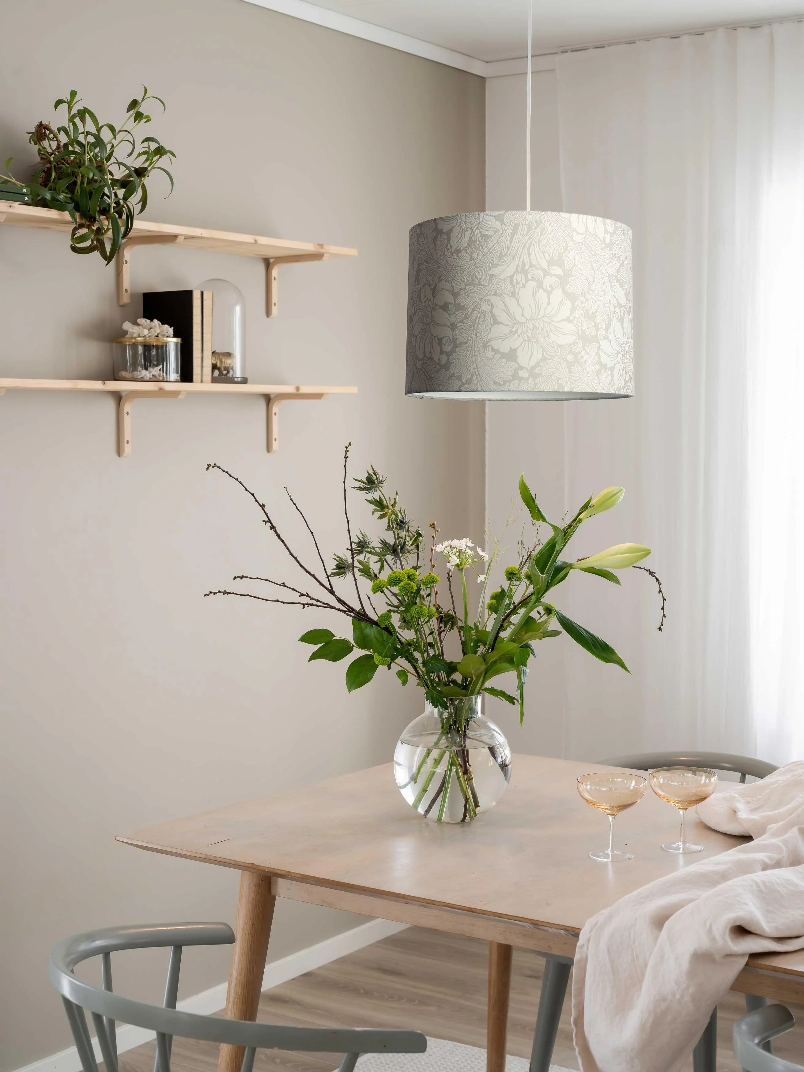 Sara Lampskärm - Acanthus 35cm - Borås tapeter - Ljusvaruhuset