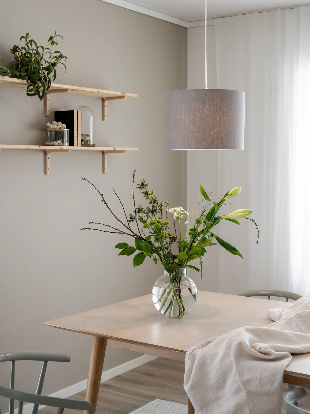 Sara Taklampa Linne - Grå 35cm - PR Home - Ljusvaruhuset