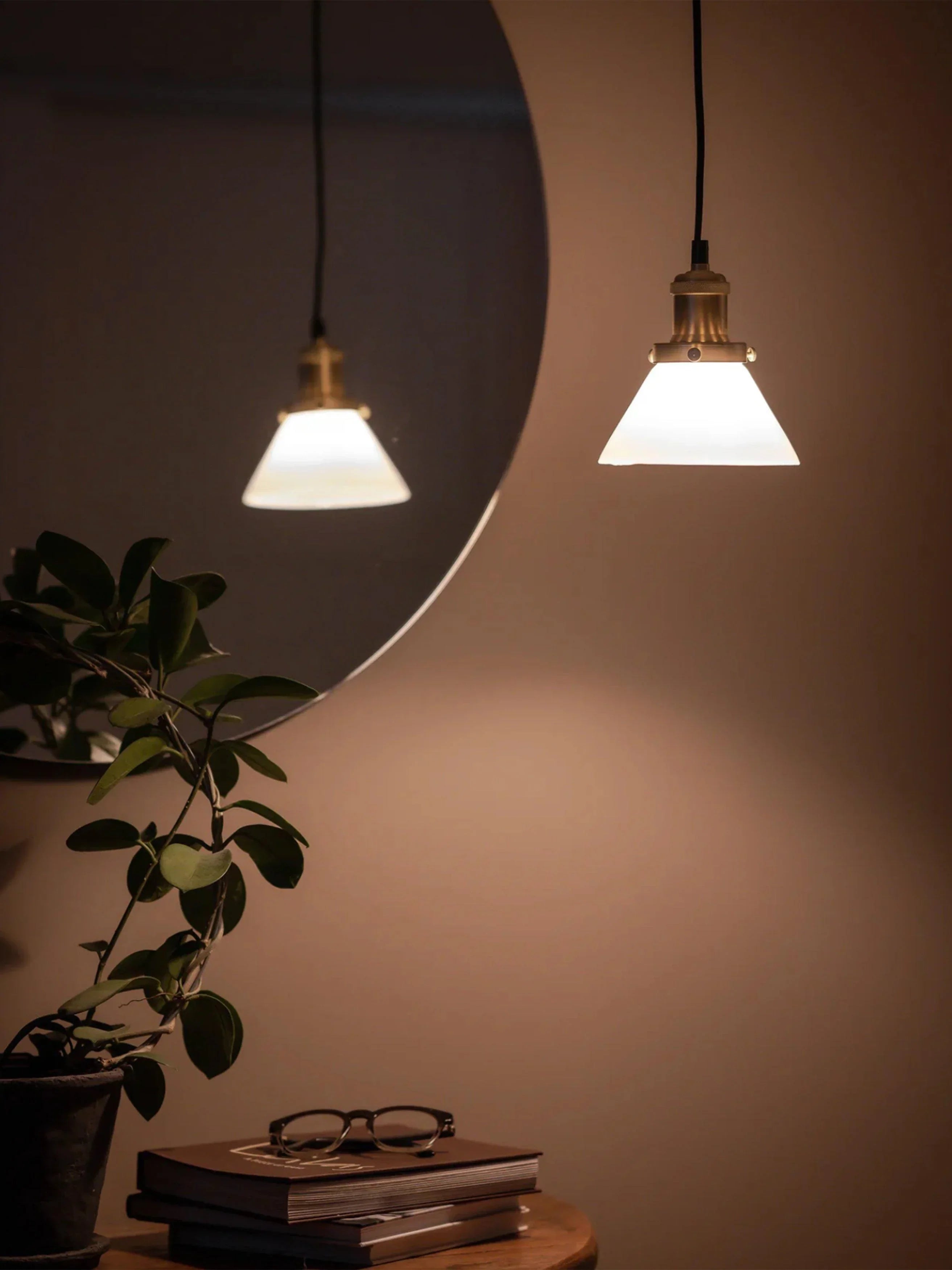 August Fönsterlampa - Opal 15cm - PR Home - Ljusvaruhuset