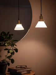 August Fönsterlampa - Opal 15cm - PR Home - Ljusvaruhuset