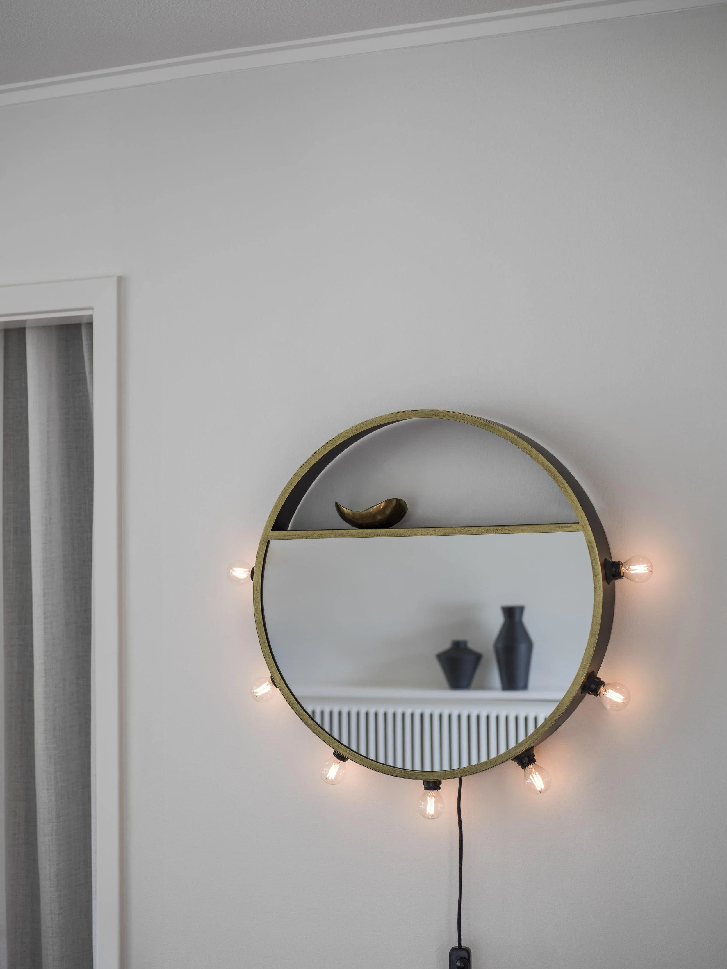 Bea spegellampa - Svart/guld 45cm - PR Home - Ljusvaruhuset