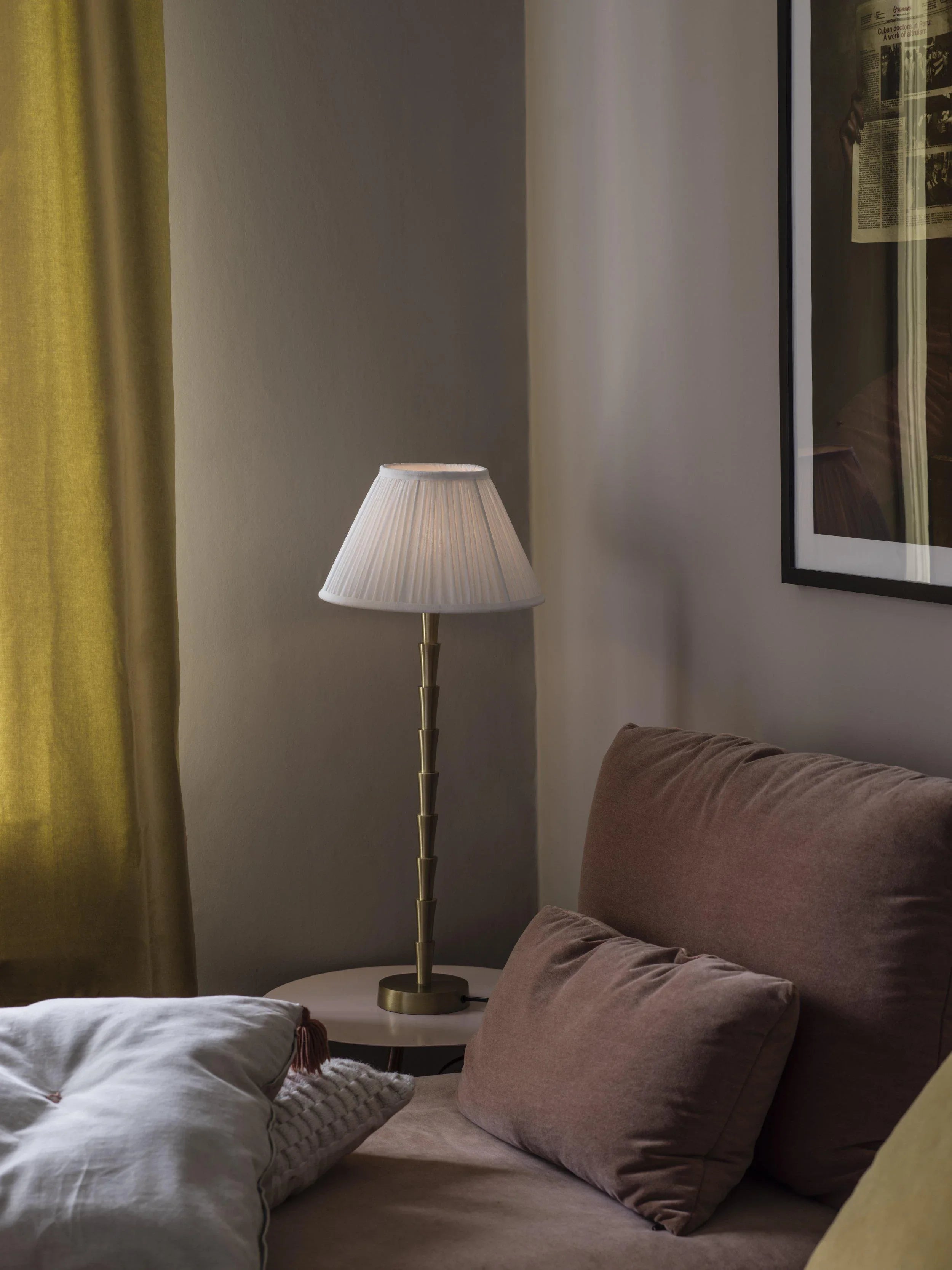 Chloe lampfot - Guld 61cm - PR Home - Ljusvaruhuset