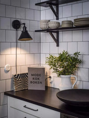 Anton vägglampa - Svart 18cm, dimbar - PR Home - Ljusvaruhuset