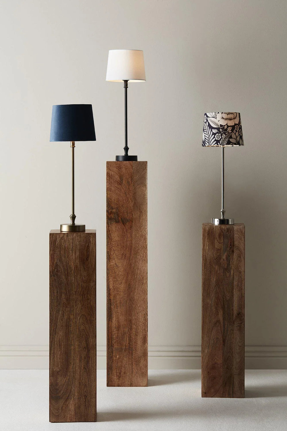 Liam Lampfot - Krom 46cm - PR Home - Ljusvaruhuset