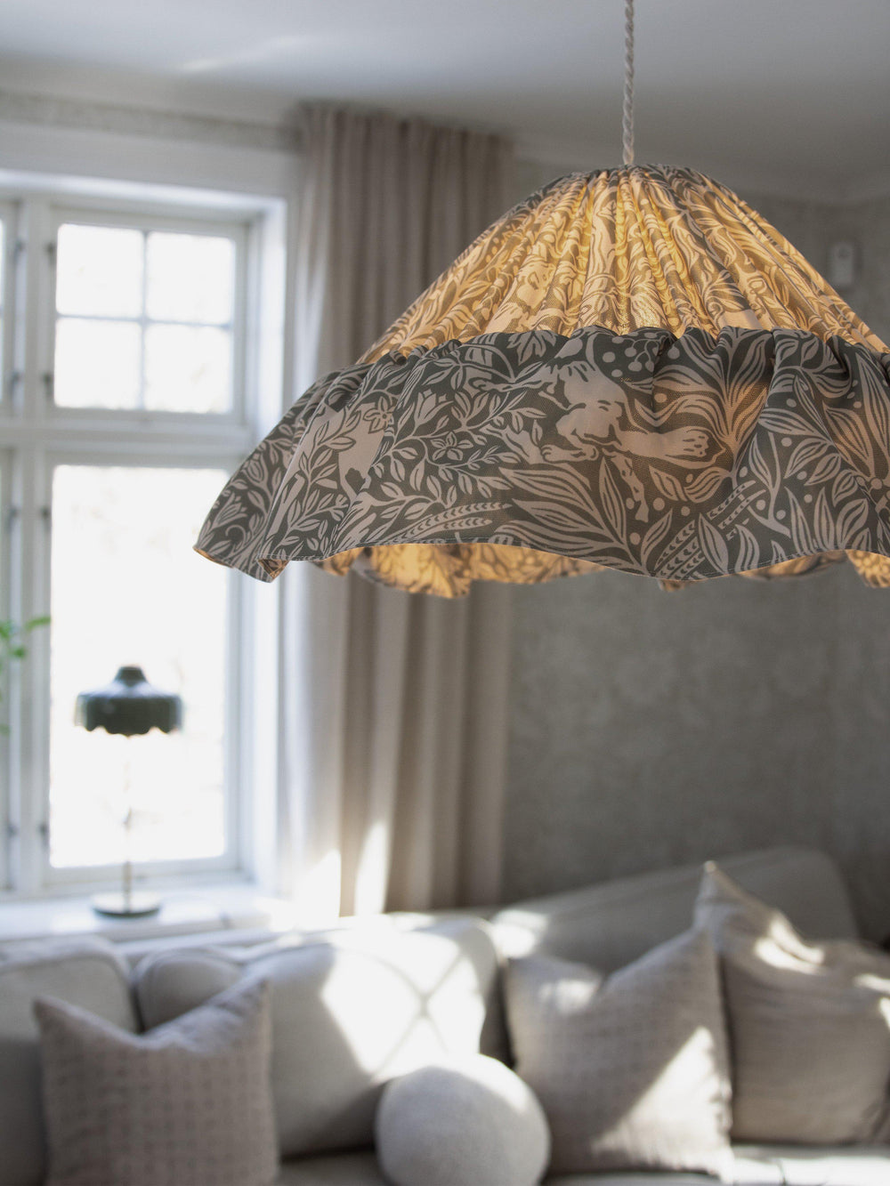 Stina Taklampa - Eldertree Grön 40cm - Borås tapeter - Ljusvaruhuset