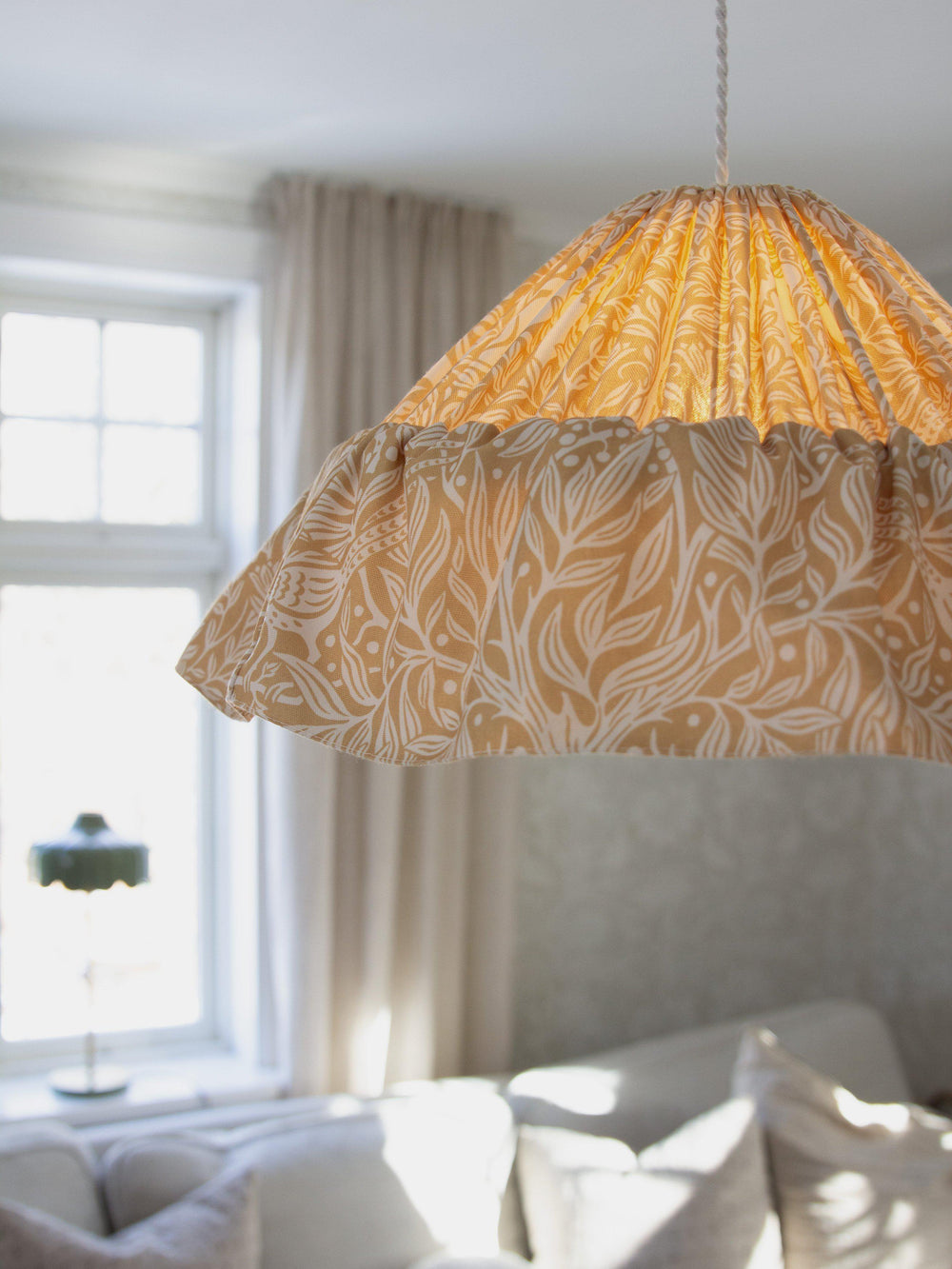 Stina Taklampa - Eldertree Gul 40cm - Borås tapeter - Ljusvaruhuset