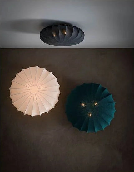 Plafonder i tyg från PR Home i svart, vitt och blågrönt